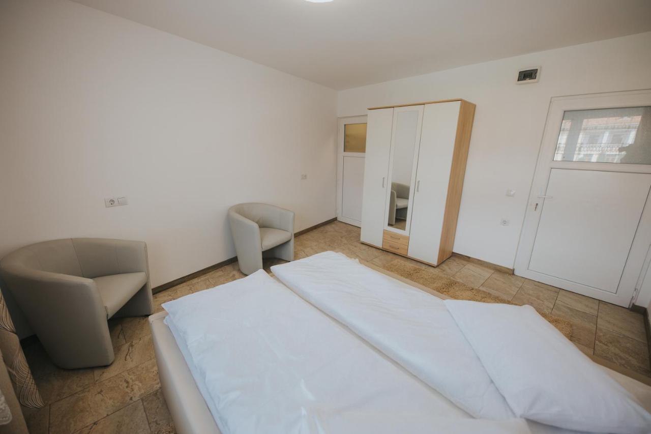 Endlich Zuhause Hotell Sibiu Exteriör bild
