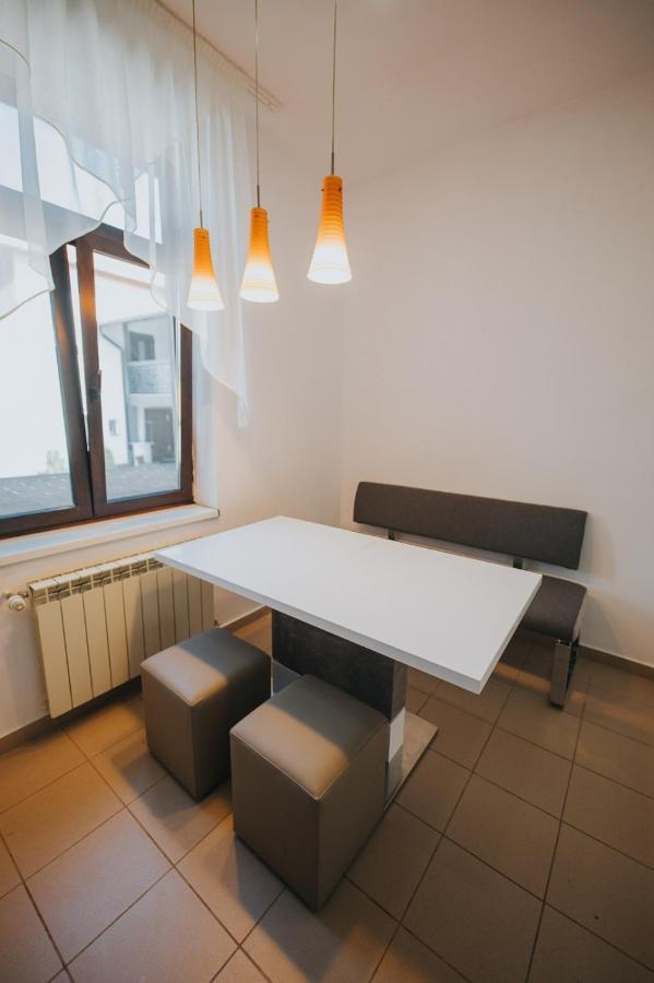Endlich Zuhause Hotell Sibiu Exteriör bild